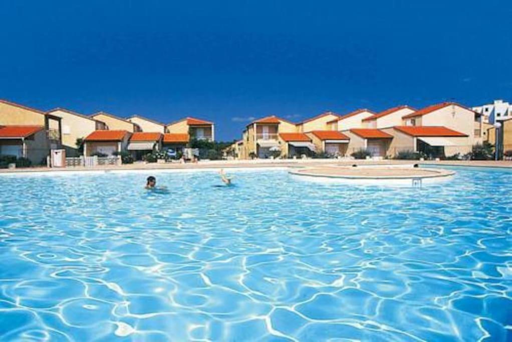 Villa Face A La Mer Sur Le Sable 8 Clim A L'Etage Le Barcarès Exterior foto